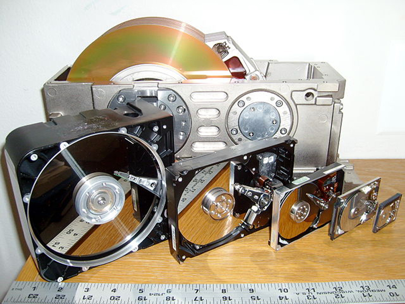 A lineup of Standard HDDs